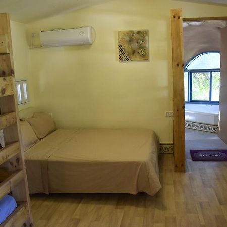 Dutch Farm Israel Bed and Breakfast Sede Zevi Buitenkant foto