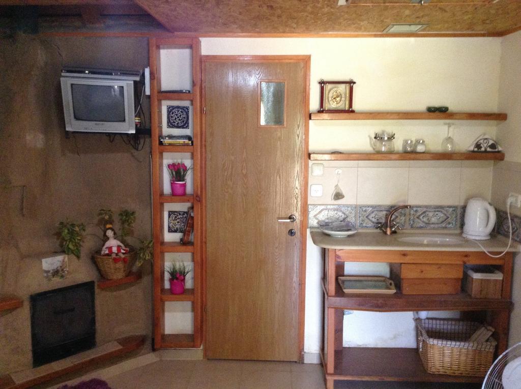 Dutch Farm Israel Bed and Breakfast Sede Zevi Buitenkant foto
