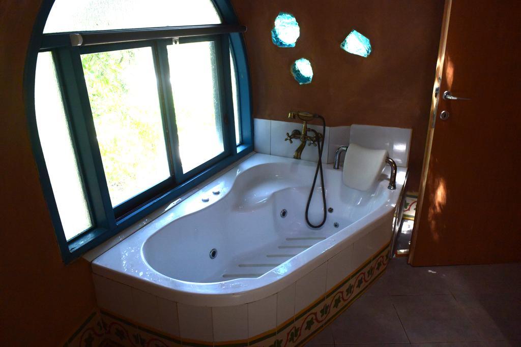Dutch Farm Israel Bed and Breakfast Sede Zevi Buitenkant foto